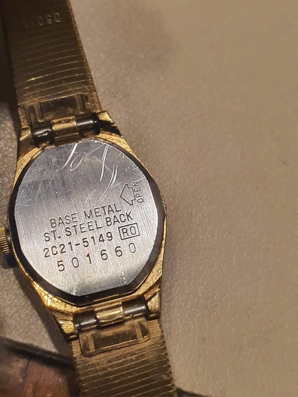 🦋10/$20🦋 Vtg Seiko Quartz 2C21-5149 Goldtone Women's Watch w/Safety Chain